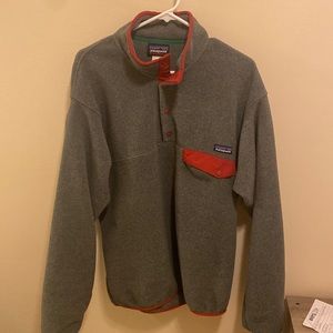 Patagonia Synchilla Snap Pullover (Grey & Red)